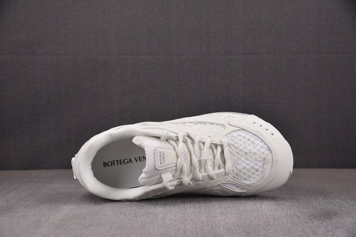 BV sneaker