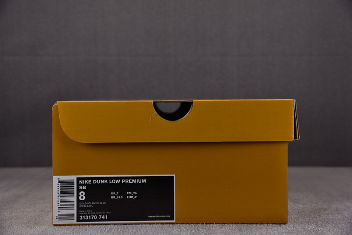 NIKE Dunk SB Low Premium“Newcastle Brown Ale” 313170-741