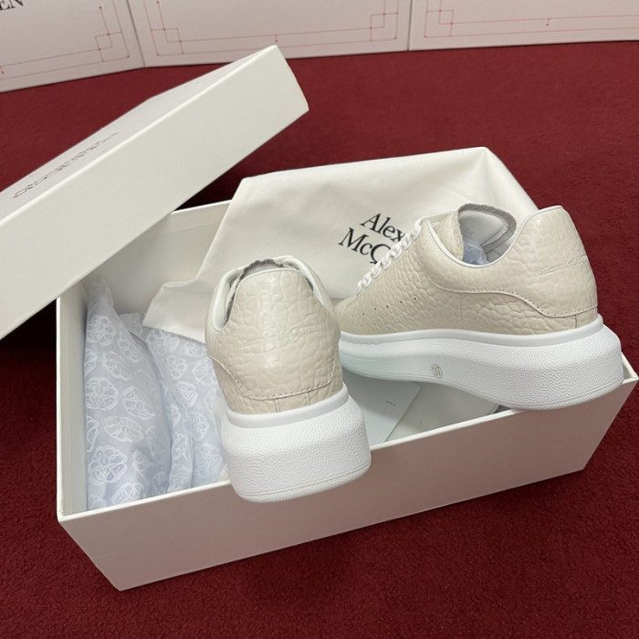 ALEX MCQU SNEAKER