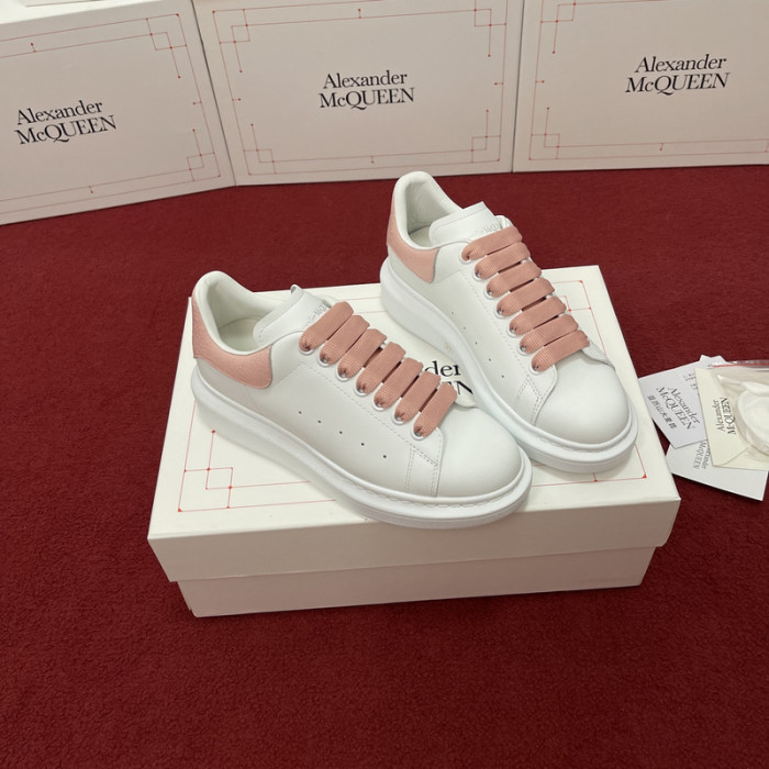 ALEX MCQU SNEAKER