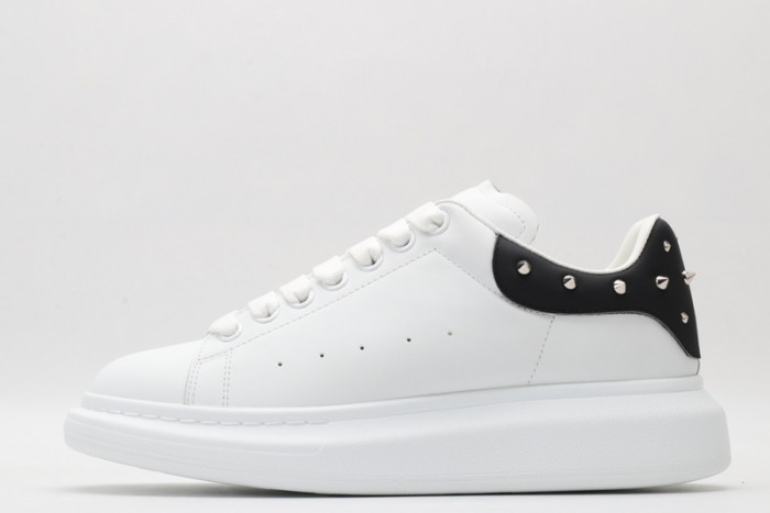 ALEX MCQU SNEAKER