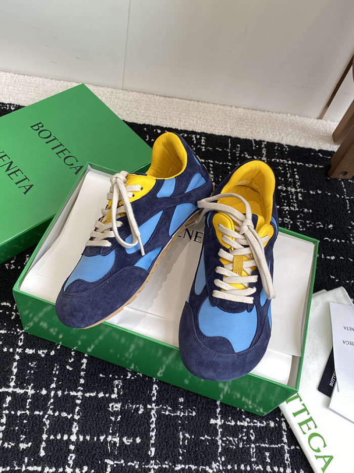 BV sneaker
