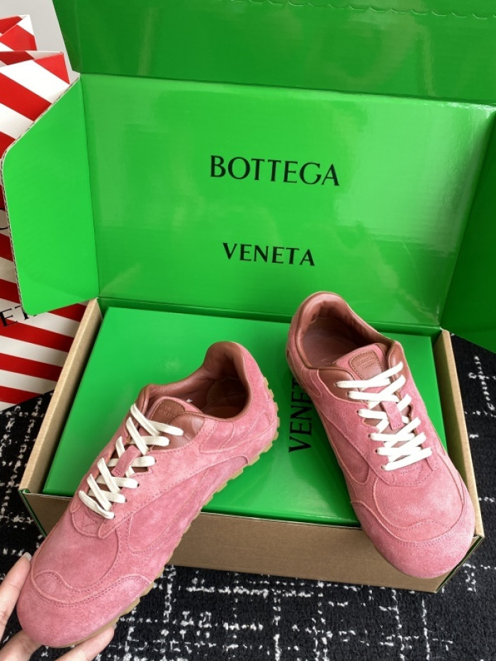 BV sneaker