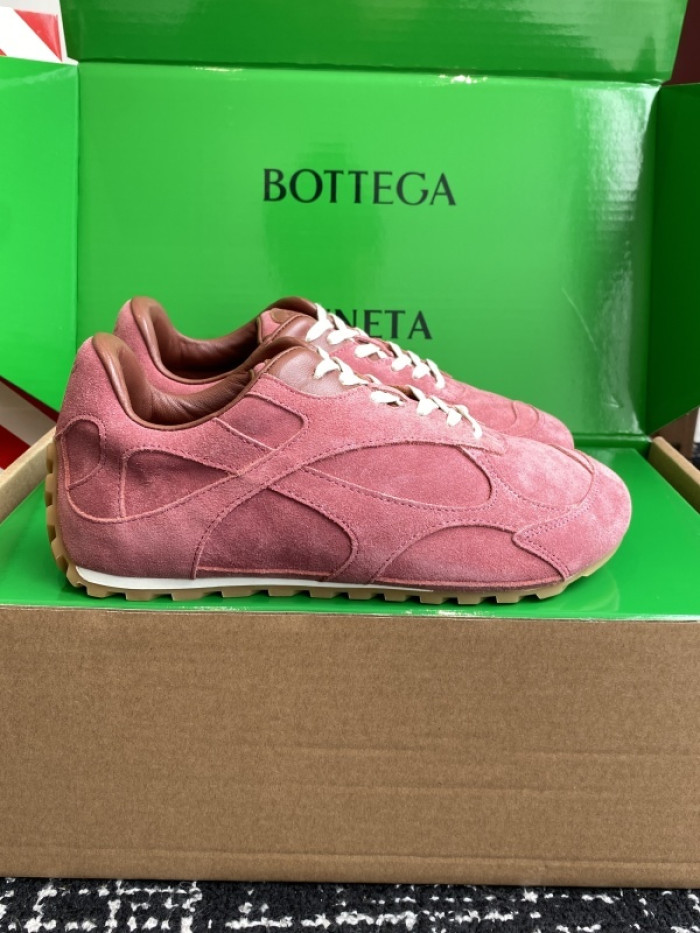 BV sneaker