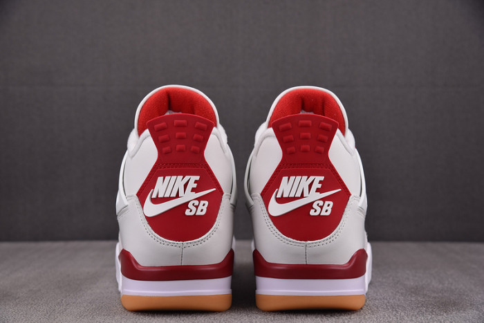 Air Jordan 4 Retro SB Varsity Red DR5415-106