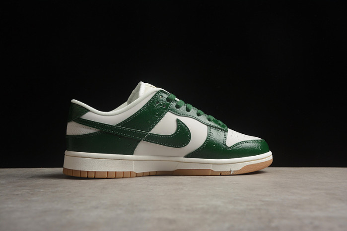 Nike Dunk Low LX WMNS Gorge Green FJ2260-002