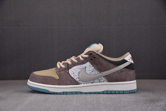 Nike SB Dunk Low Big Money Savings FZ3129-200