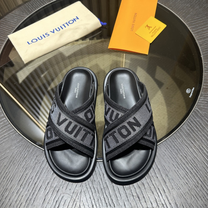 L0VT SANDAL