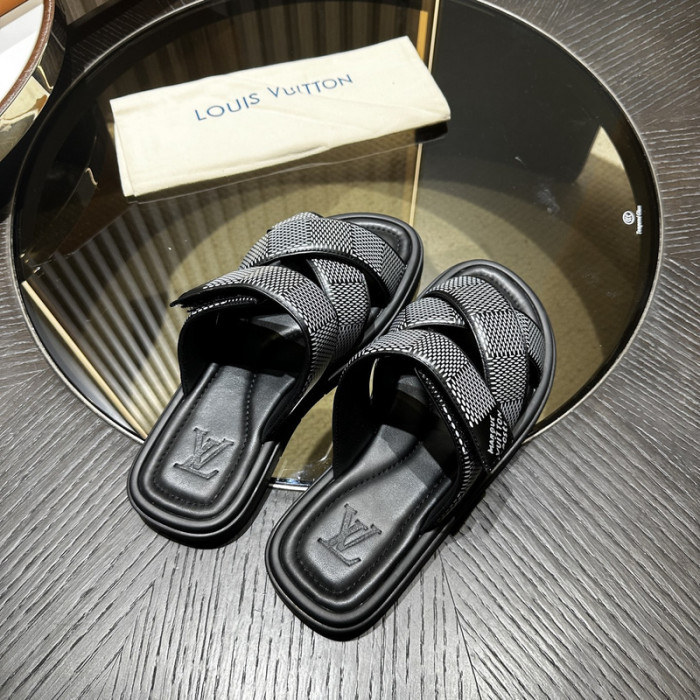 L0VT SANDAL