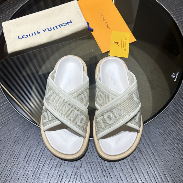 L0VT SANDAL