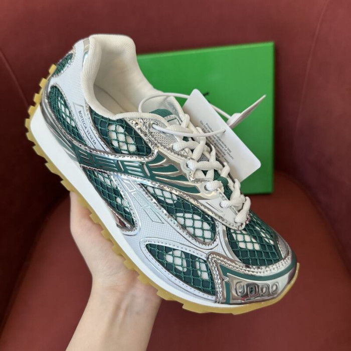 BV sneaker
