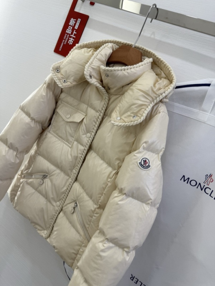 M0*C1ER DOWN JACKET