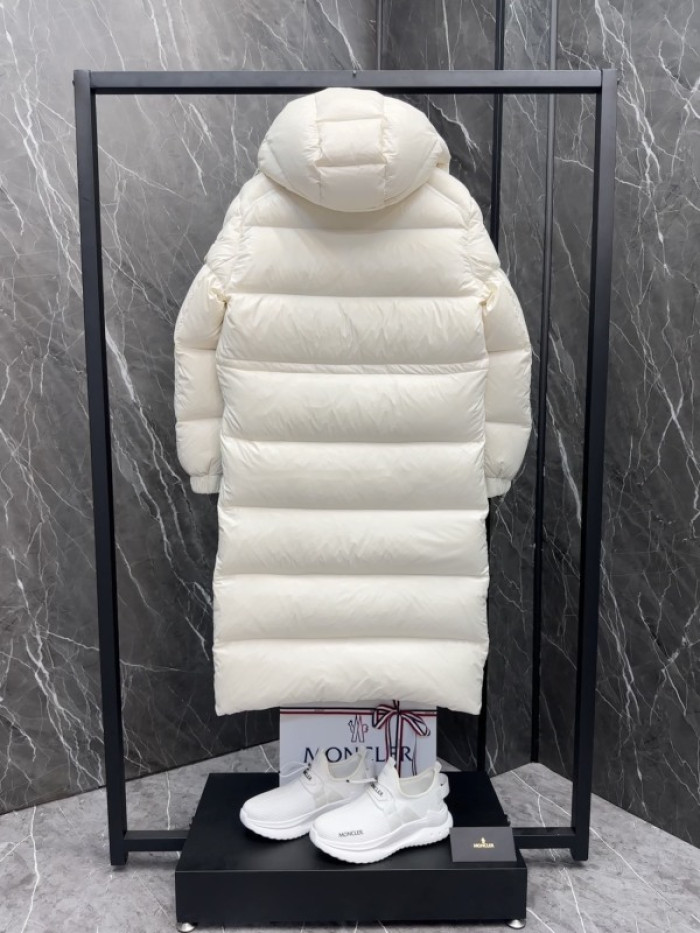 M0*C1ER DOWN JACKET