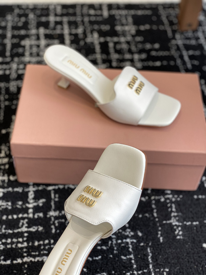 M1U SANDAL