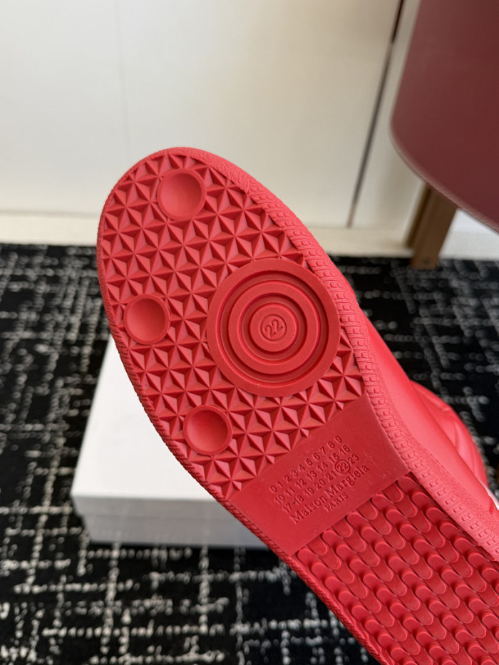 MA1S0N MARG1E1A SNEAKER