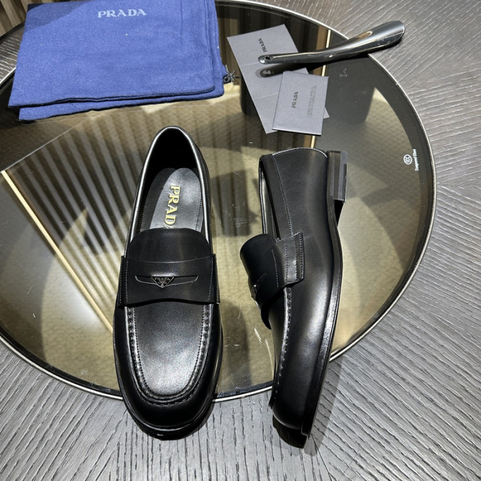 PRAD SNEAKER