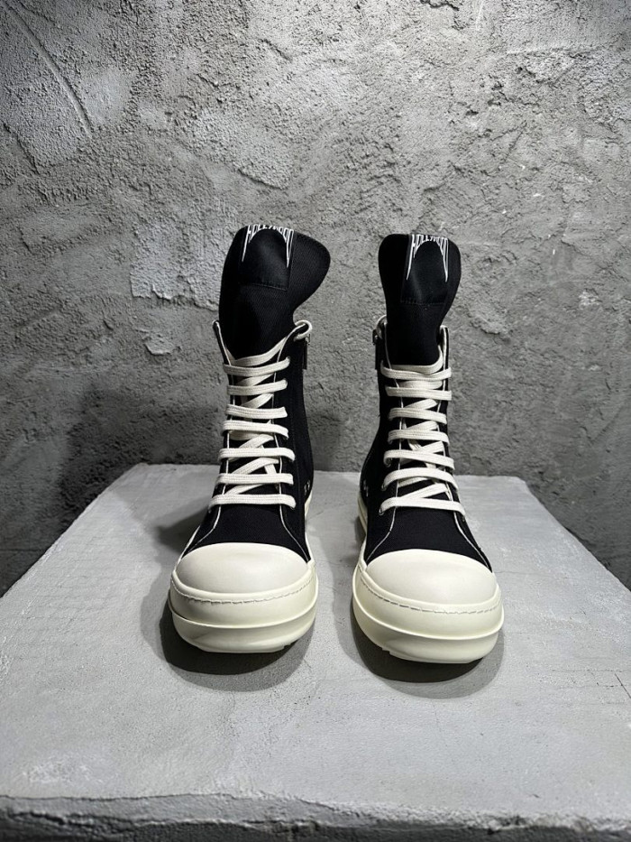 R1CK OWEN& HOLLYWOOD (CANVAS)